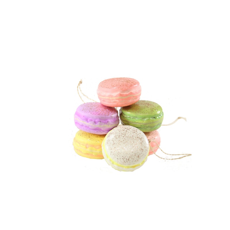 MACAROON ornament