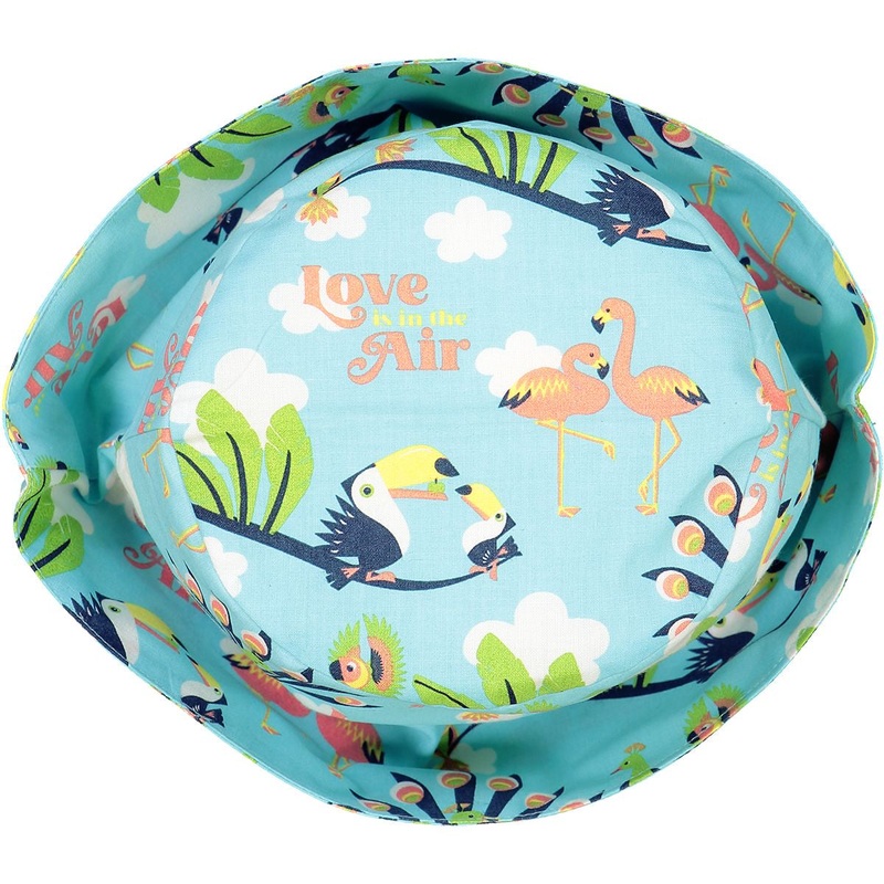 Bucket Hat – Love is in the Air