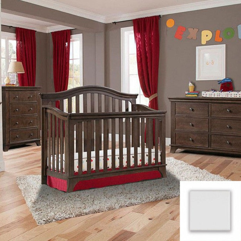 Stella Baby & Child Kensington 3 Piece Nursery Set in White