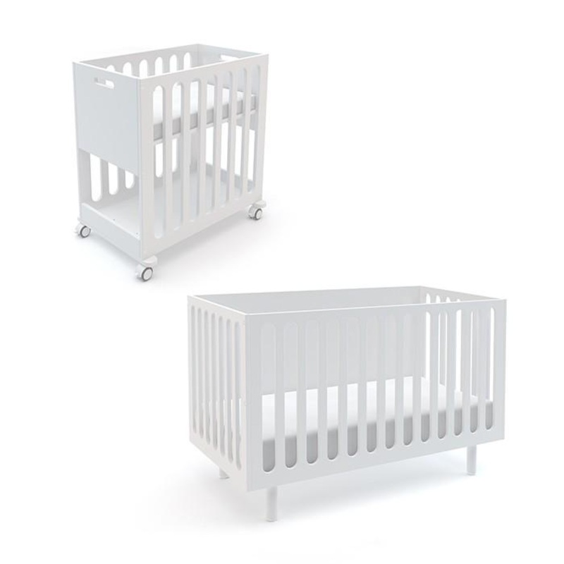 LA Floor Model Fawn 3-in-1 Crib and Bassinet White/White