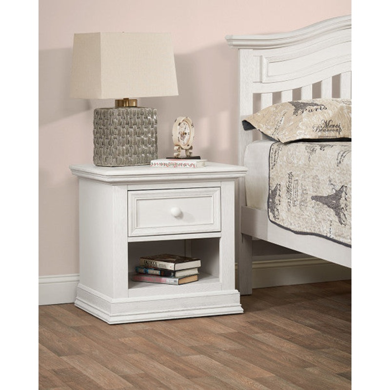 Oxford Glenbrook Collection Nightstand in Oyster White