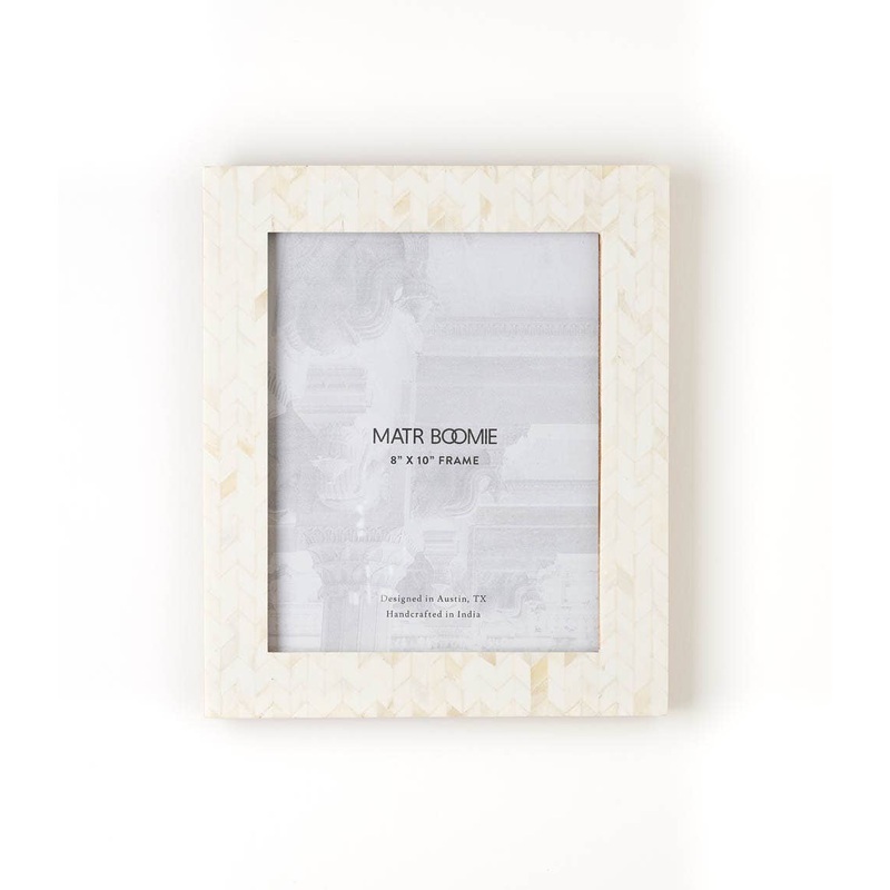 Artemis 8×10 Picture Frame – Carved Bone