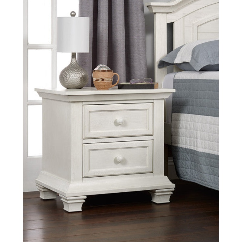 Oxford Cottage Cove Collection Nightstand in Vintage White