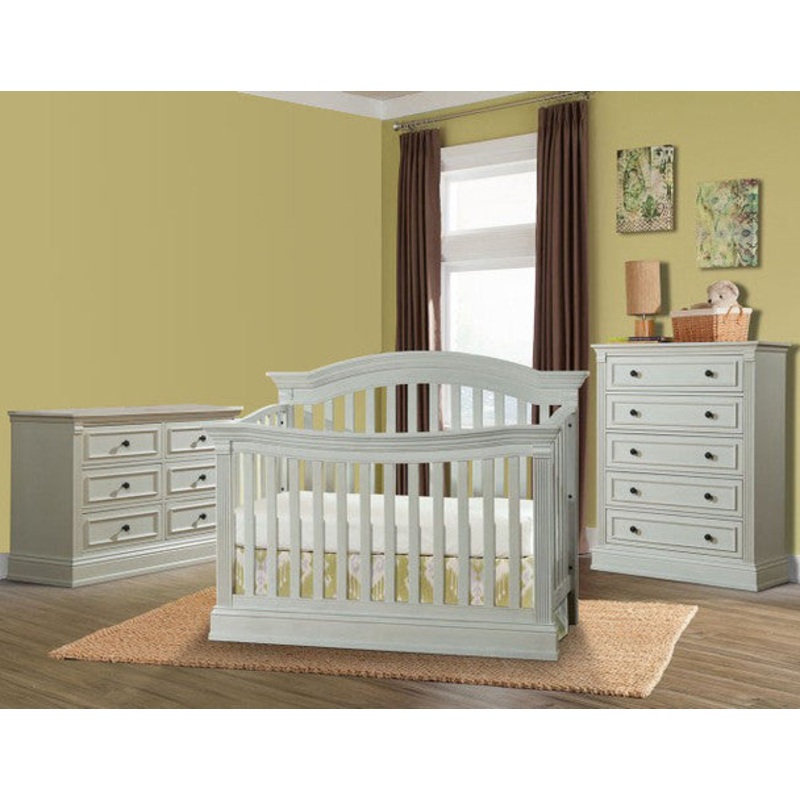 Stella Baby Trinity 3 Piece Nursery Set in Belgium Cream