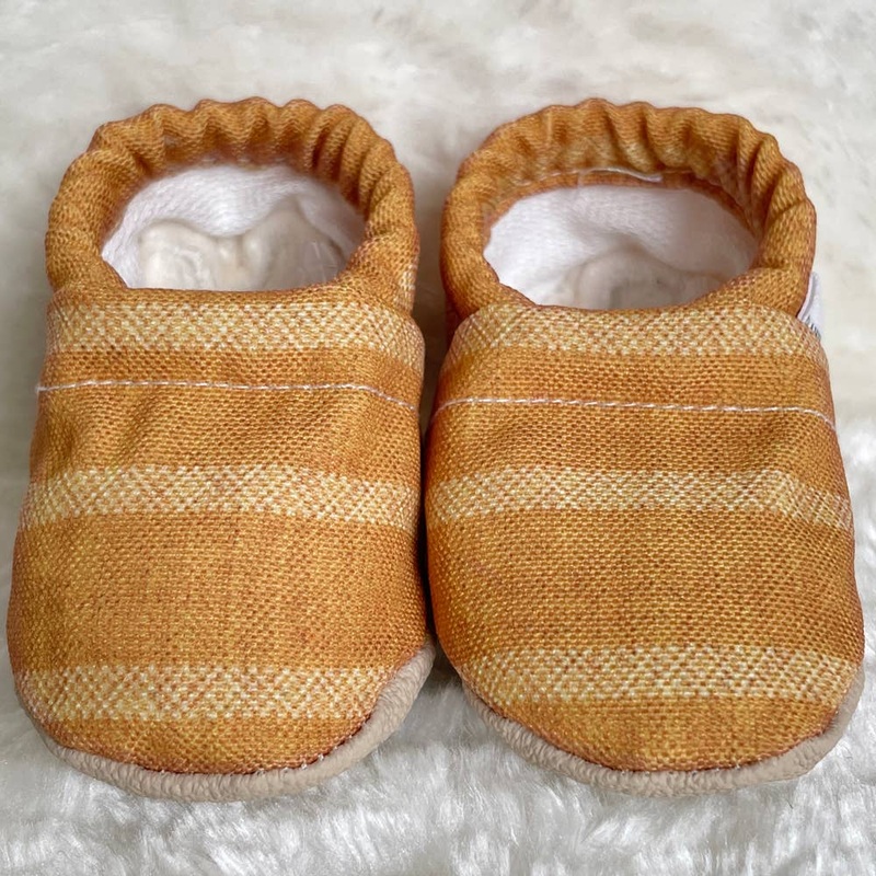 August Clamfeet 1 // 0-6 month