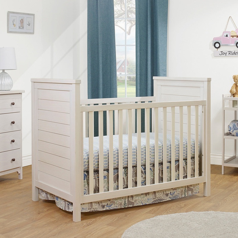Sorelle Farmhouse Classic Crib in Weathered White