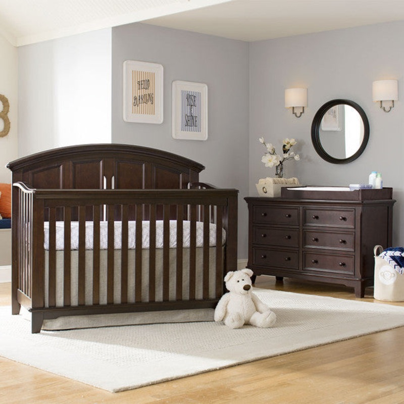 Westwood Jonesport 2 Piece Nursery Set – Crib and Double Dresser in Chocolate Mist