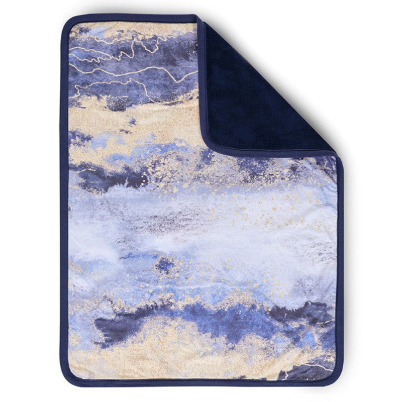 Oilo Midnight Sky Cuddle Blanket