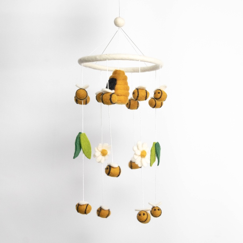 Baby Mobile – Flying Bee – Nursery Decor